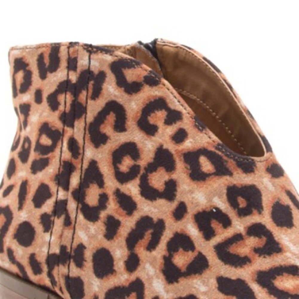 1 left! Qupid Cheetah U front cut heeled Bootie - Picture 6 of 7